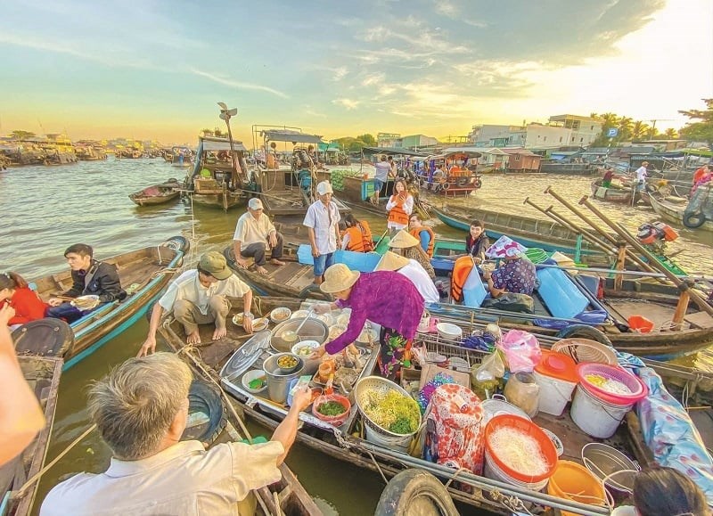 Ho Chi Minh City – Nha Trang – Central Vietnam Tour: 10 Days