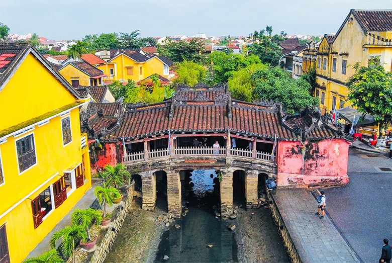 Ho Chi Minh City to Danang Package Tour: 6 Days