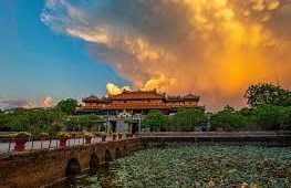 Ho Chi Minh City to Danang Package Tour: 6 Days