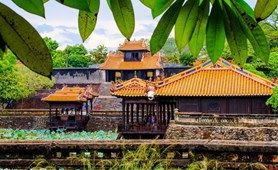 Ho Chi Minh City to Central Vietnam Tour: 7 days