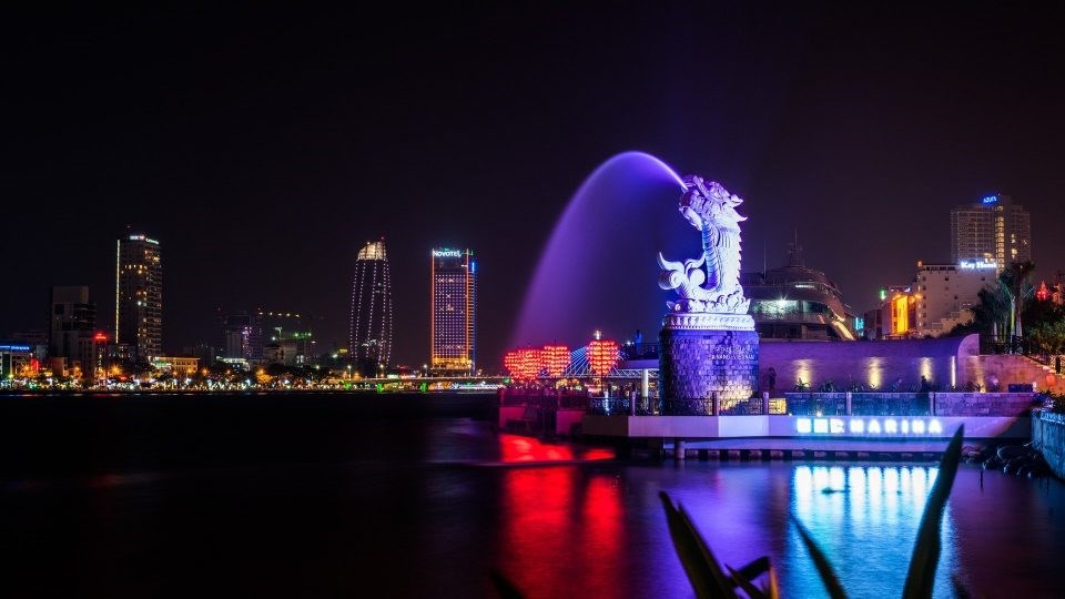 Ho Chi Minh City to Central Vietnam Tour: 7 days