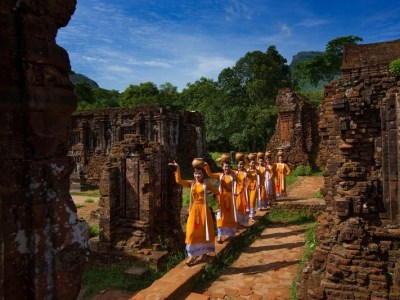 Ho Chi Minh City – Nha Trang – Central Vietnam Tour: 10 Days