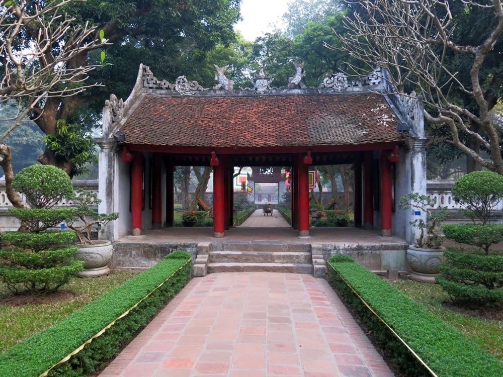 Hanoi – Halong Bay Package Tour: 4 days