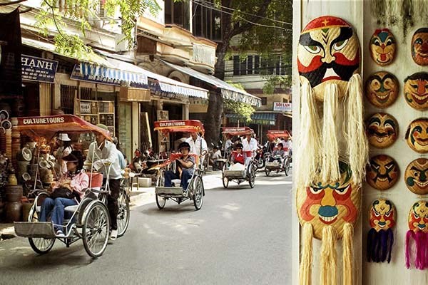 Inspirational Hanoi – Halong North Vietnam Tour: 5 Days