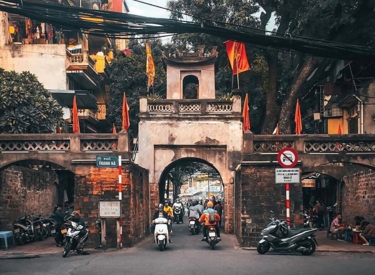 Inspirational Hanoi – Halong North Vietnam Tour: 5 Days