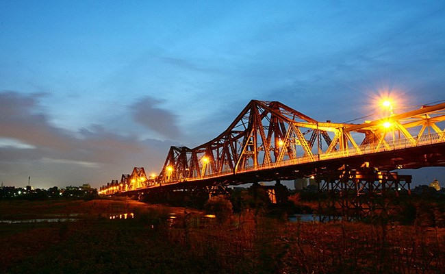 Inspirational Hanoi – Halong North Vietnam Tour: 5 Days