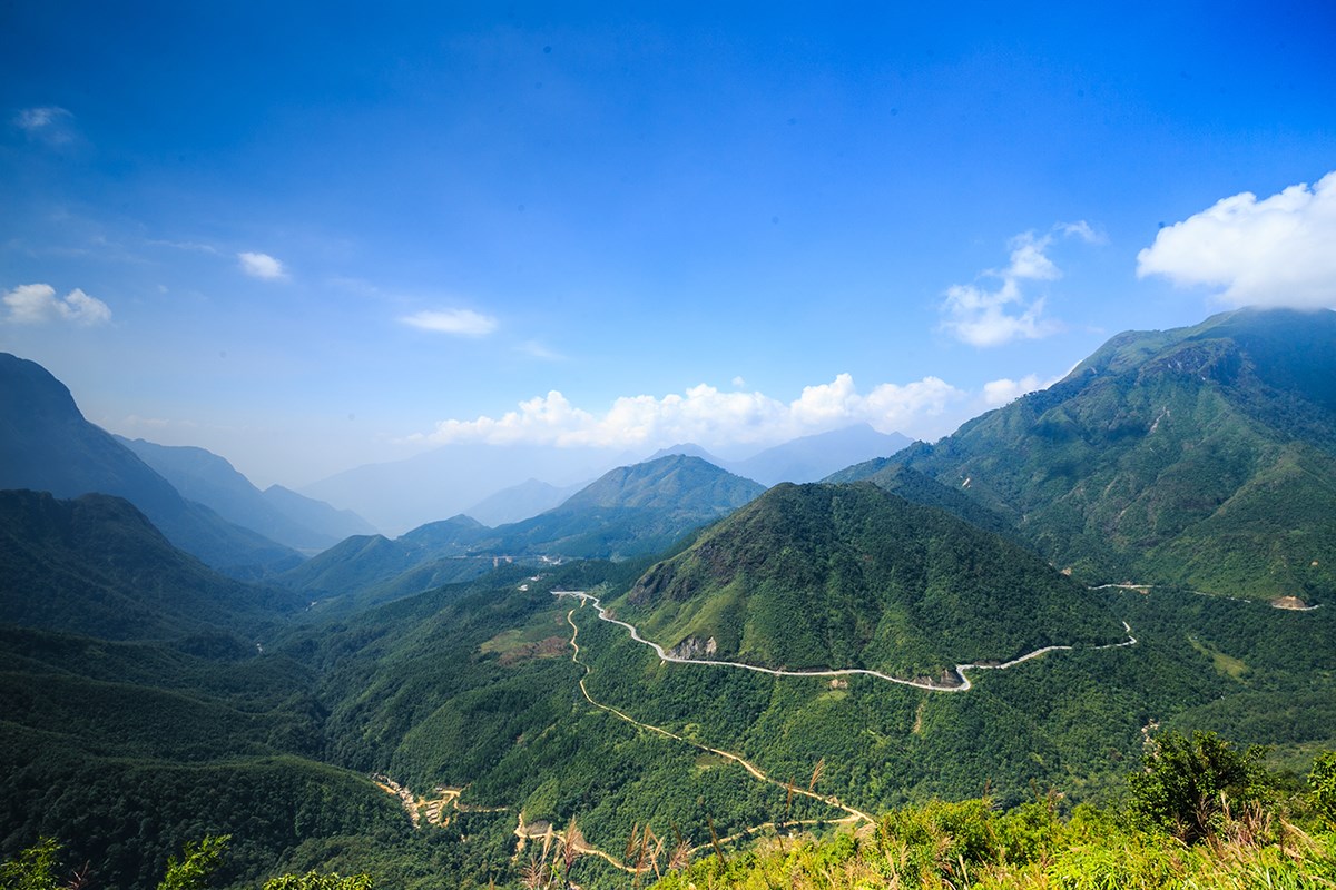 Hanoi – Halong – Sapa Fansipan & O Quy Ho Tour: 6 days